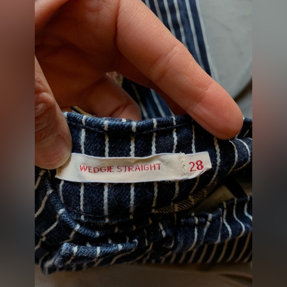 Levis’s Wedgie Straight Striped Jeans - Picture 2 of 5